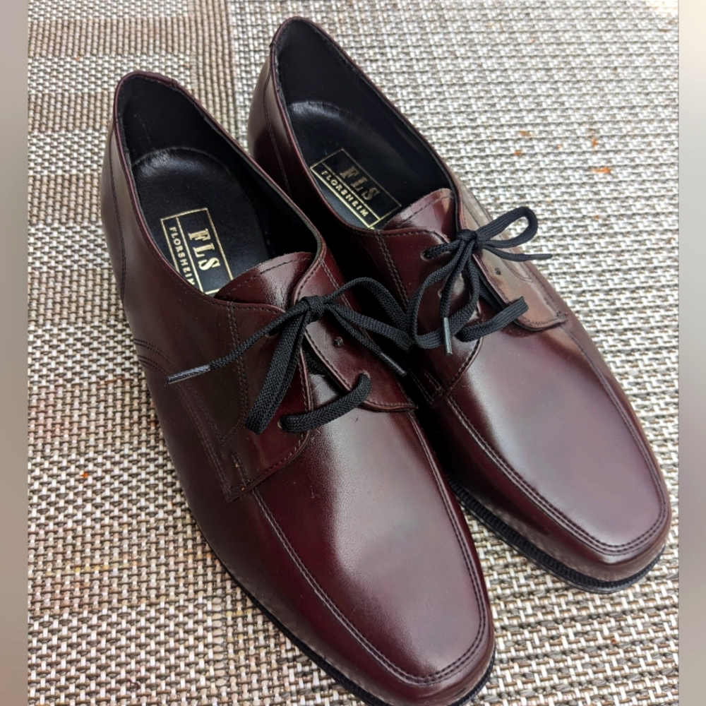 Vintage FLORSHEIM Burgundy Leather‎ Oxford Dress shoes size 9.5